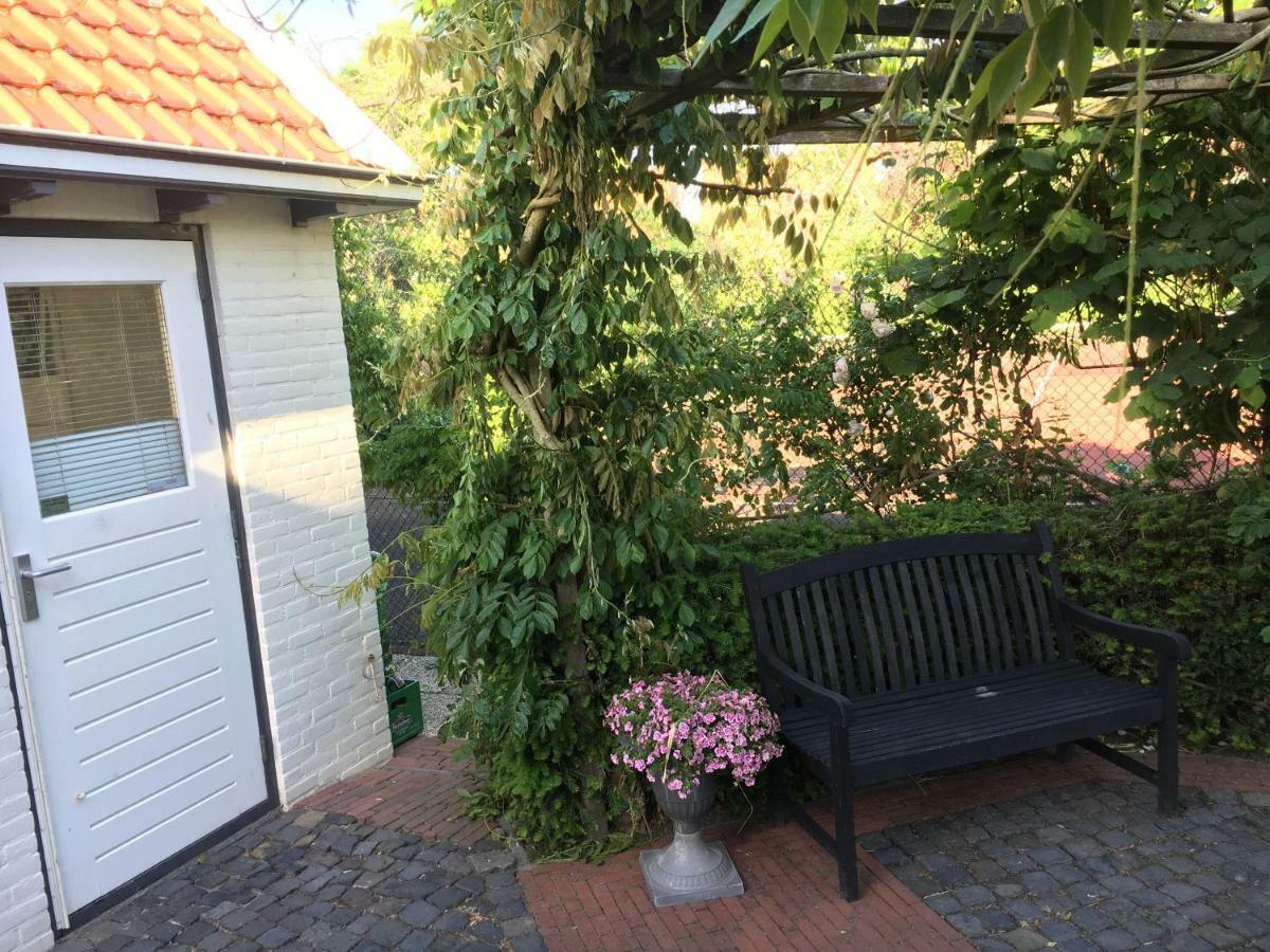 Hotel Casa Qirih Zierikzee Exterior foto